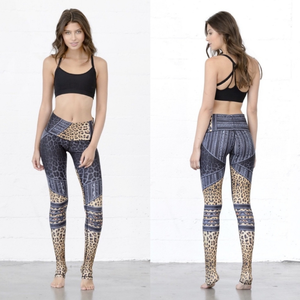 Niyama Sol Zandra Endless legging, size M, NWT